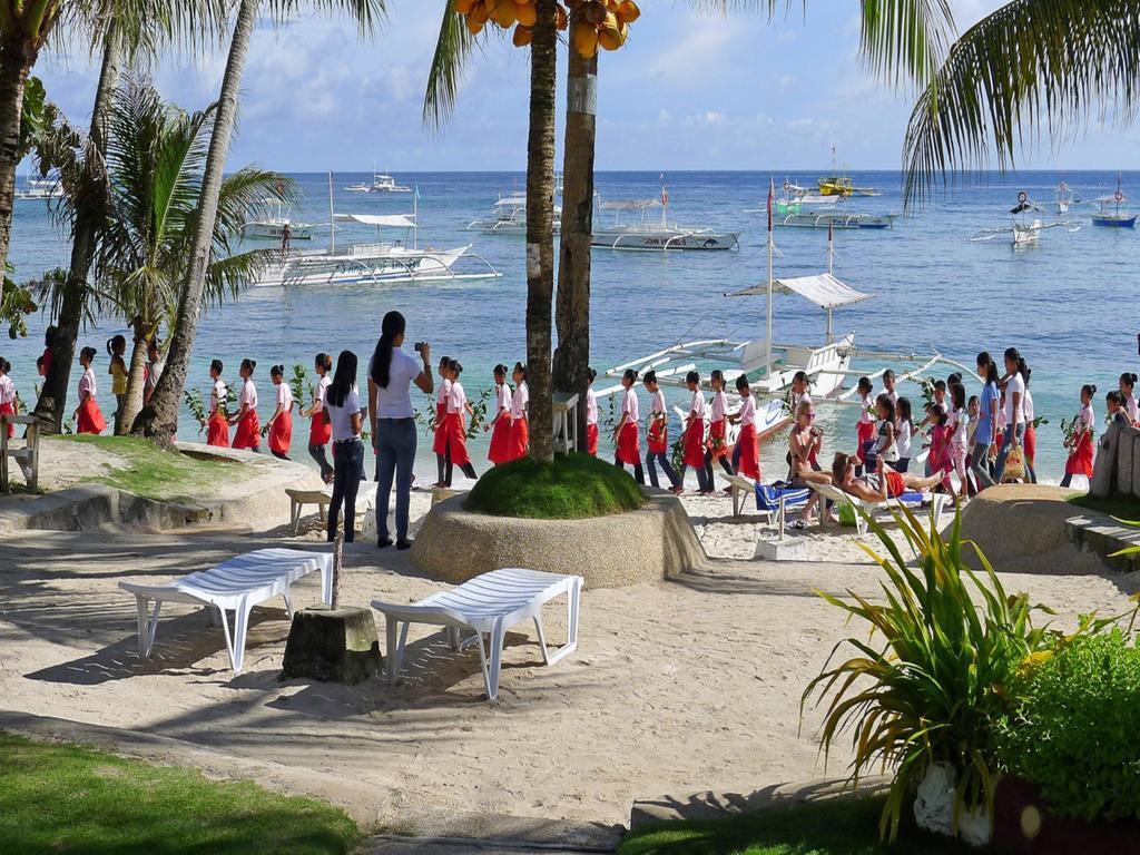 Isis Bungalows Hotel Panglao Eksteriør billede